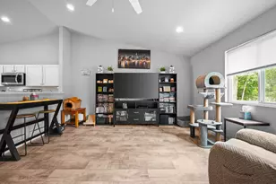 126 Wheeling St, Bangor, MI 49013 - Photo 8