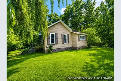 137 Park Avenue, Allegan, MI 49010 - Photo 12