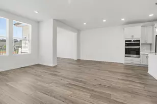 5660 Corgi Dr, Ann Arbor, MI 48108 - Photo 8