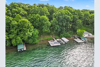 4630 E Gull Lake Drive, Hickory Corners, MI 49060 - Photo 6