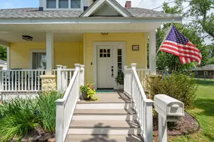 378 W Franklin St, Otsego, MI 49078 - Photo 2