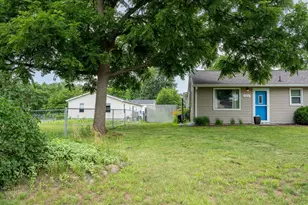 6424 College Ave SE, Grand Rapids, MI 49548 - Photo 4