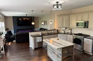 48871 Manhattan Cir, Canton, MI 48188 - Photo 12