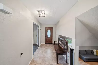 3720 Saint Anne Avenue, Jackson, MI 49201 - Photo 6
