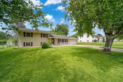 3720 Saint Anne Avenue, Jackson, MI 49201 - Photo 2