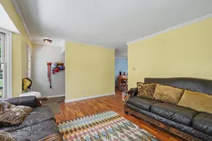 5641 Meredith St, Portage, MI 49002 - Photo 6