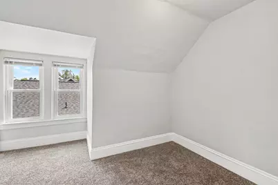 2041 Edgewood Avenue NE, Grand Rapids, MI 49505 - Photo 10