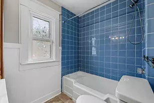 2041 Edgewood Ave NE, Grand Rapids, MI 49505 - Photo 8