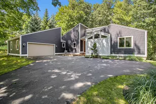 5410 W Oak Ridge Dr, Ludington, MI 49431 - Photo 1