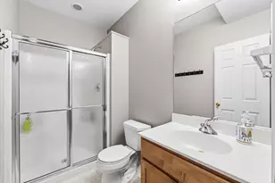 9860 Chambray St, Portage, MI 49002 - Photo 32