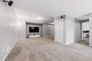 9860 Chambray St, Portage, MI 49002 - Photo 28