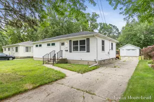 1552 41st St SW, Wyoming, MI 49509 - Photo 1