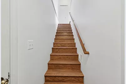 107 Commons Circle, Saline, MI 48176 - Photo 2