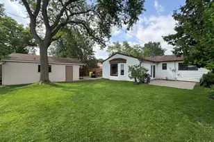 1577 S Dowling St, Westland, MI 48186 - Photo 6