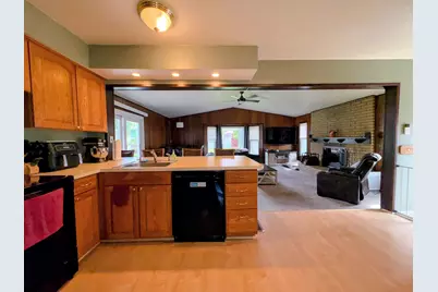 1577 S Dowling Street, Westland, MI 48186 - Photo 18