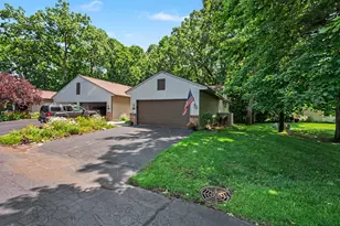 832 Highbanks Dr, Allegan, MI 49010 - Photo 2