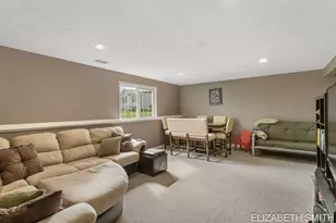 11409 N Lake Dr, Holland, MI 49424 - Photo 32