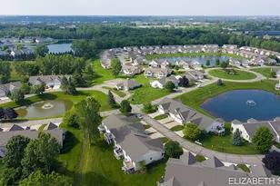 11409 N Lake Dr, Holland, MI 49424 - Photo 12