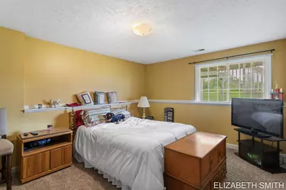 11409 N Lake Drive, Holland, MI 49424 - Photo 34