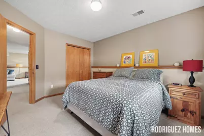 2007 Sandrel Drive NE, Grand Rapids, MI 49505 - Photo 18