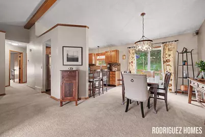 2007 Sandrel Drive NE, Grand Rapids, MI 49505 - Photo 4