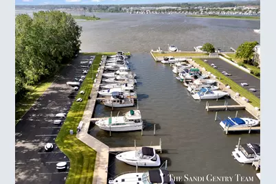 910 W Savidge Street #39, Spring Lake, MI 49456 - Photo 16