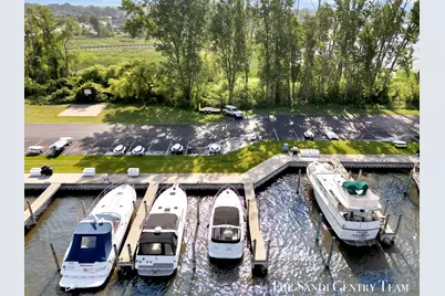 910 W Savidge Street #39, Spring Lake, MI 49456 - Photo 6