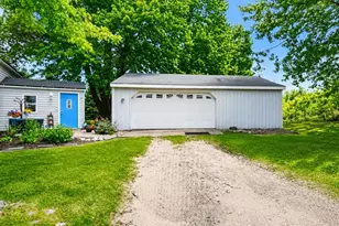 3428 S Comstock Ave, Fremont, MI 49412 - Photo 20