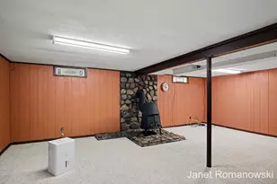 11141 Woodbushe Dr SE, Lowell, MI 49331 - Photo 16