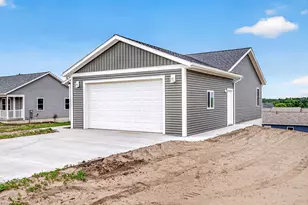 297 Aspen Hill Dr, Shelby, MI 49455 - Photo 2