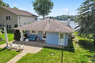 11169 Lakeshore Dr, Three Rivers, MI 49093 - Photo 8