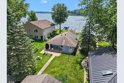 11169 Lakeshore Drive, Three Rivers, MI 49093 - Photo 4