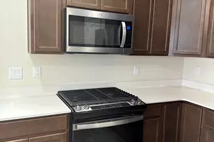 719 W Spaniel Dr, Ann Arbor, MI 48108 - Photo 8