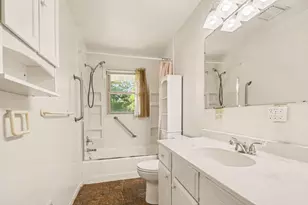 2176 Truman Dr, Benton Harbor, MI 49022 - Photo 14