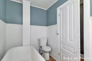 305 S Broadway St, Hastings, MI 49058 - Photo 16