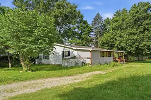 1260 S 13th St, Niles, MI 49120 - Photo 2