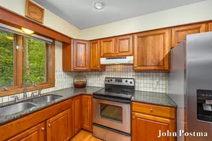 2200 Northridge Dr NE, Grand Rapids, MI 49525 - Photo 10
