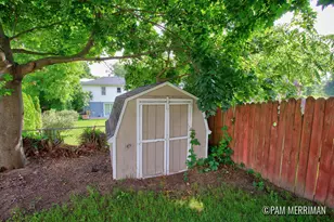 1735 Woodworth St NE, Grand Rapids, MI 49525 - Photo 6