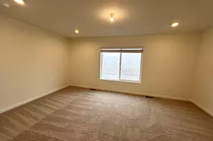 2776 Bristol Rdg Dr, Ann Arbor, MI 48105 - Photo 16