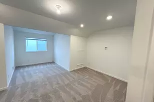 2776 Bristol Rdg Dr, Ann Arbor, MI 48105 - Photo 20
