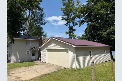 141 S Beechwood Drive SW, Stanton, MI 48888 - Photo 6