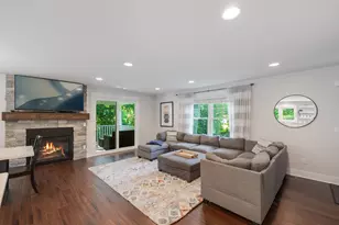 648 Francis St, Saugatuck, MI 49453 - Photo 6