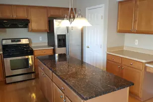 2270 Hickory Point Dr, Ann Arbor, MI 48105 - Photo 6