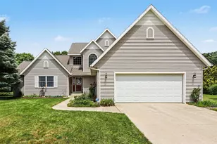 17704 Moorepark Rd, Three Rivers, MI 49093 - Photo 2
