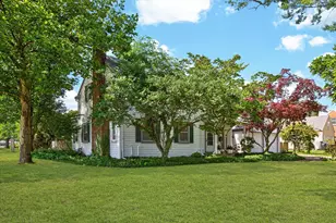 232 N Sunnybank Road Rd, Saint Joseph, MI 49085 - Photo 2