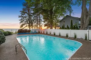 4951 Rosabelle Beach Ave, Holland, MI 49424 - Photo 72