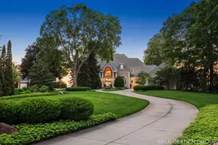 4951 Rosabelle Beach Ave, Holland, MI 49424 - Photo 8