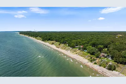 4951 Rosabelle Beach Avenue, Holland, MI 49424 - Photo 96