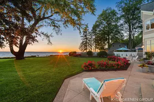 4951 Rosabelle Beach Ave, Holland, MI 49424 - Photo 10