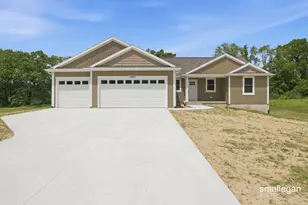 13881 Meadow Oak Dr NE, Greenville, MI 48838 - Photo 1